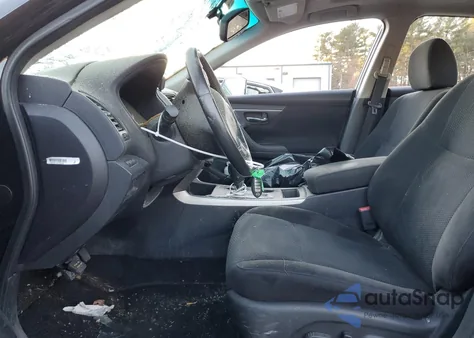 2015 Nissan Altima 2.5 z USA, uszkodzony, nr VIN 1N4AL3AP1FC188033